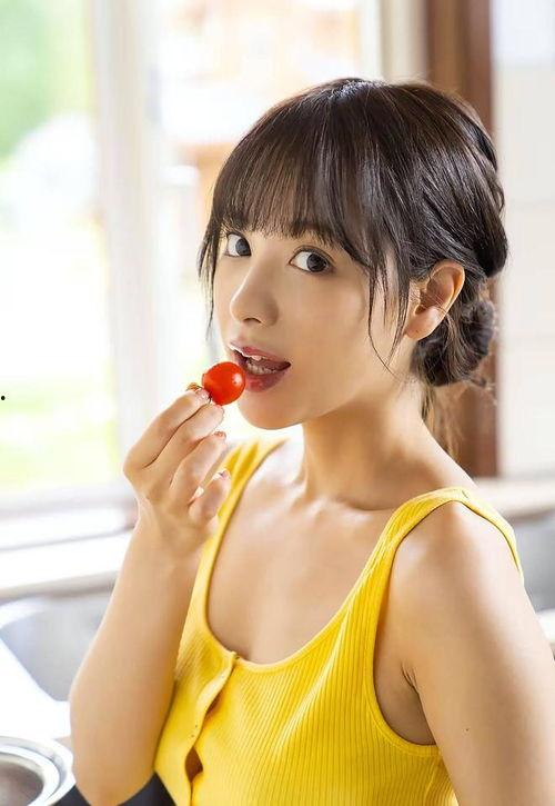 桃乃木香奈在线观看,网络红人的魅力之旅